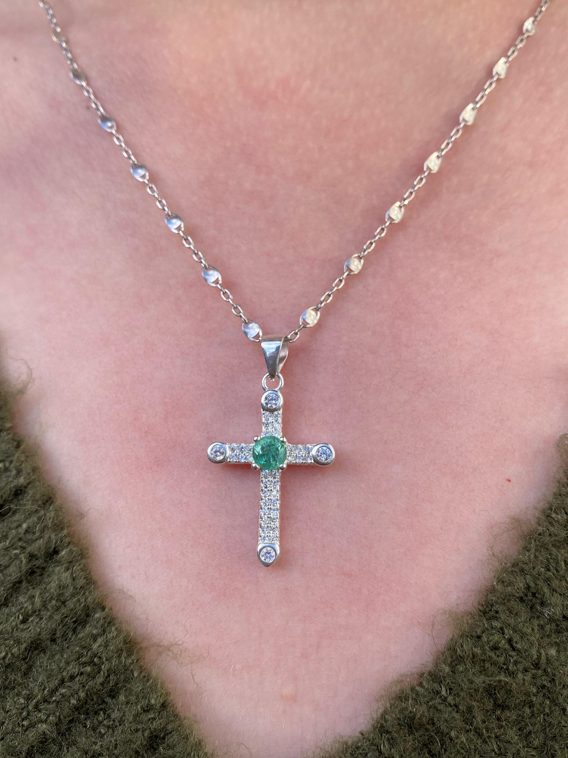 Silver 925 Natural Colombian Emerald cross - Image 2