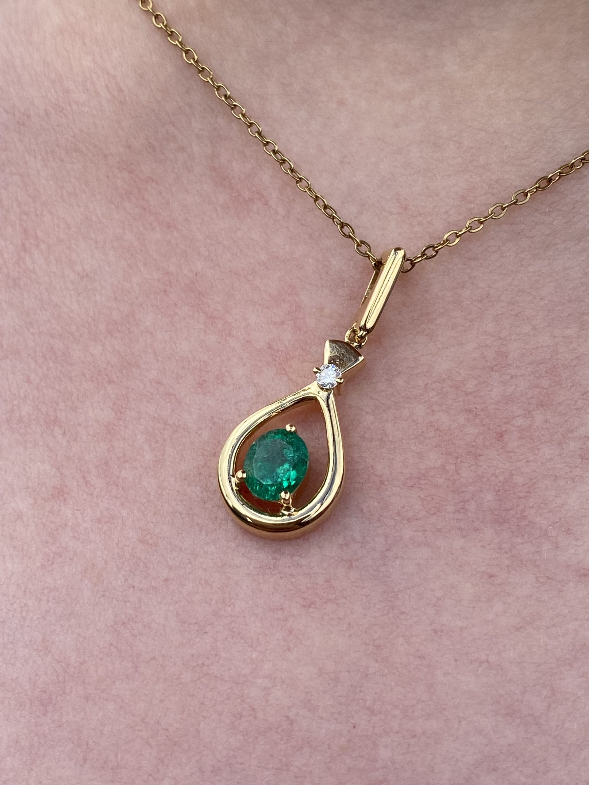 Cadena Oro y Esmeralda - Image 2