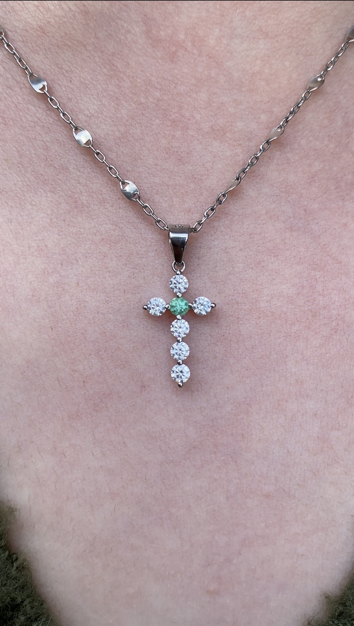 Colombian Emerald Cross Pendant – Rhodium-Plated Sterling Silver - Image 2